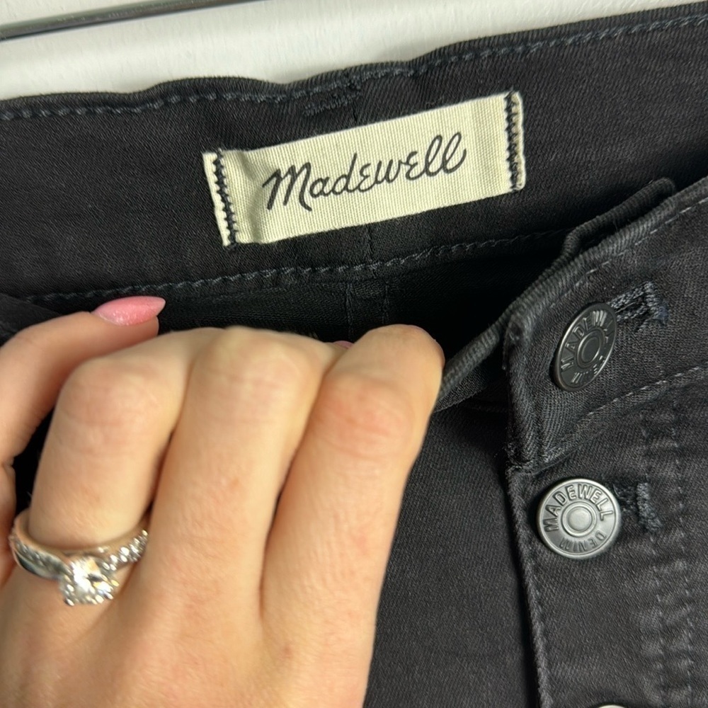 Madewell 10" High-Rise Roadtripper Jeggings Button-Front Edition Black‎ 37 Tall - Picture 6 of 16